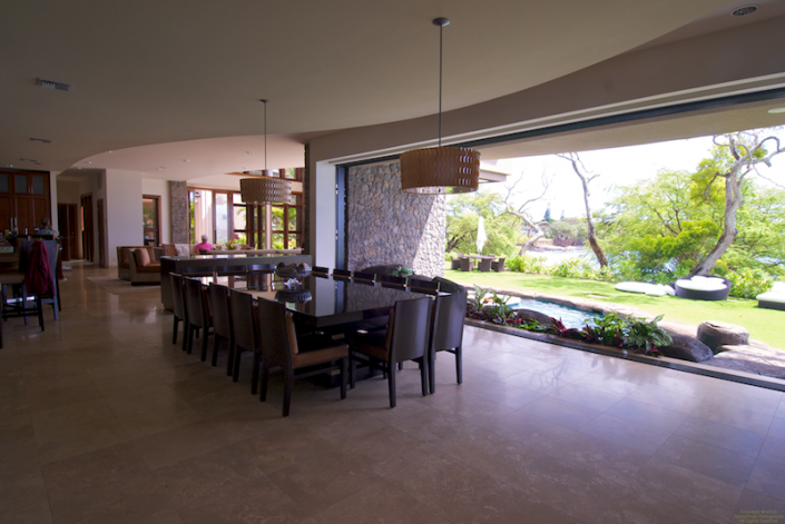 The dining room with the walls retracted